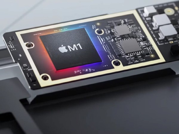 ▲ 애플은 최근 출시한 자사의 맥북 제품에 기존 인텔 반도체를 버리고 자체 칩셋인 M1을 탑재했다[그림 3] 애플의 실리콘 M1 칩샛 (자료=애플)