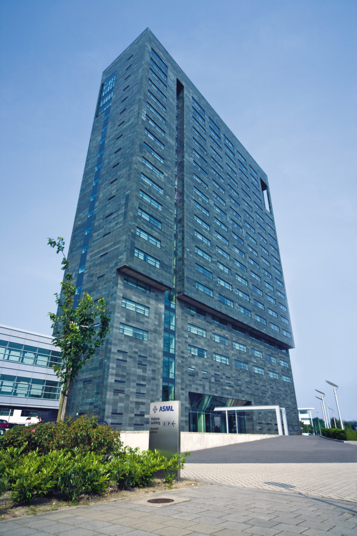 네덜란드 벨트호벤에 위치한 ASML 본사