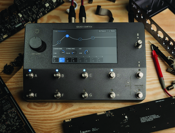 ▲ 7인치 멀티터치 디스플레이의 강력한 파라메트릭 EQ