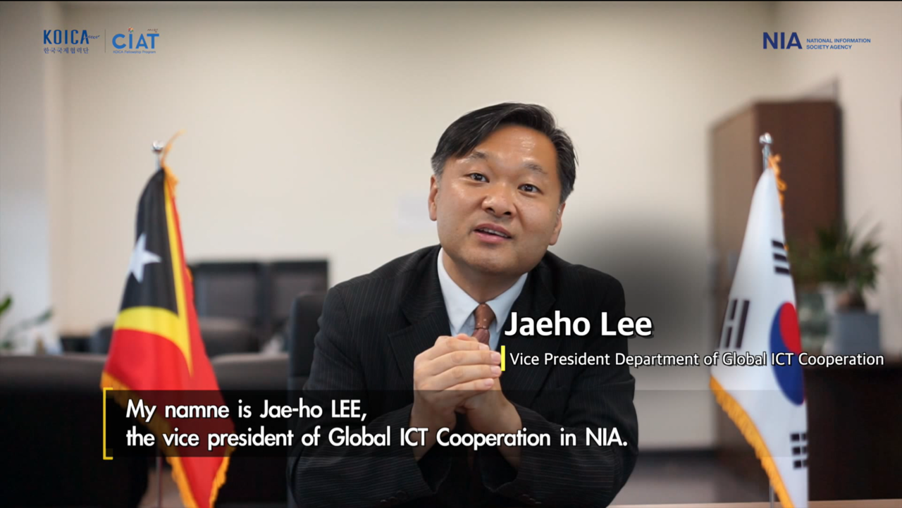 한국지능정보사회진흥원은 7월 5일부터 10일간 동티모르 전자정부, ICT 담당 공무원을 대상으로 전자정부 시스템 활용 역량강화를 위한 온라인 연수를 실시한다고 밝혔다. 7월 15일 개최된 온라인연수 환영식에서 NIA 이재호 글로벌협력본부장이 환영사를 하고 있다.