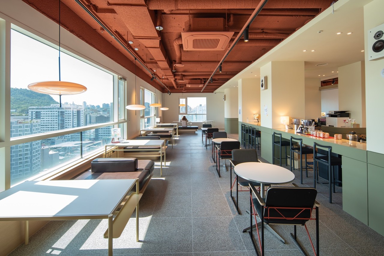 로컬스티치 크리에이터 타운 공용공간 ‘라운지’