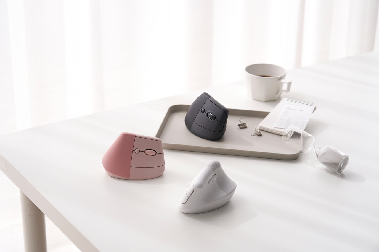 로지텍의 새로운 인체공학 버티컬 무선 마우스 ‘Lift’