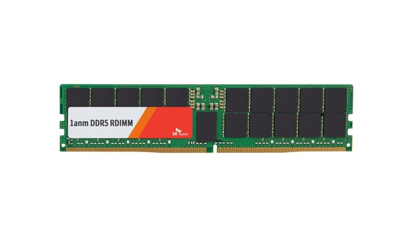 SK하이닉스가 자사의 10나노급 4세대(1a) DDR5 서버용 D램이 세계 최초로 인텔 인증을 획득했다고 밝혔다. [사진=SK하이닉스]