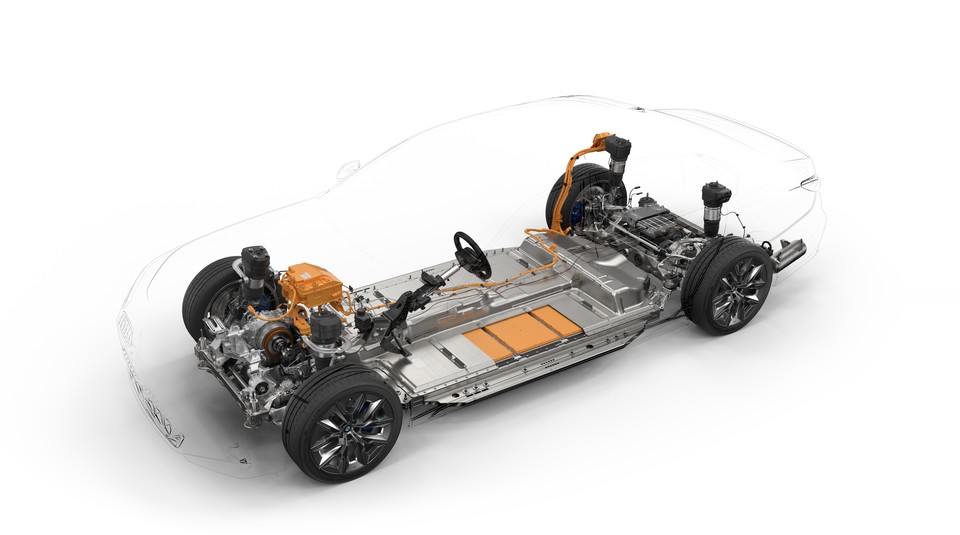 삼성SDI는 BMW에 에너지 밀도가 높은 배터리를 공급하며 프리미엄 전기차 시장을 공략 중이다. [사진=BMW]