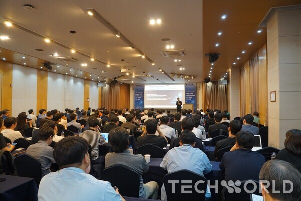 어드밴텍은18일 강남 SC 컨벤션에서 ‘20204 어드밴텍 엣지 AI 솔루션 세미나’를 개최했다. [사진=박규찬 기자]