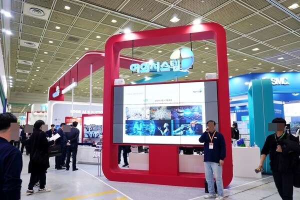 여의시스템은 최근 열린 ‘스마트공장·자동화산업전 2025(Smart Factory+Automation World 2025, 이하 AW 2025)’에 참가해 AI 컴퓨터와 네트워크 제품을 주요 솔루션으로 소개했다. [제공=여의시스템]