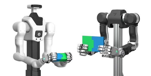 테솔로 DG-5F와 결합된 휴머노이드 플랫폼 [제공=테솔로]