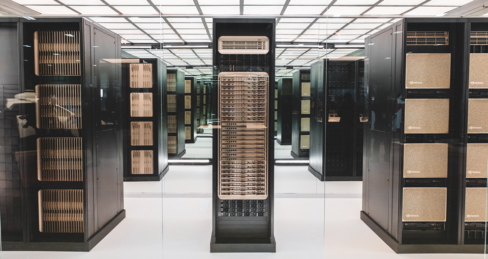 엔비디아는 데이터센터 GPU를 비롯해 AI 칩 시장에서 막강한 영향력을 행사하고 있다. [사진=엔비디아]