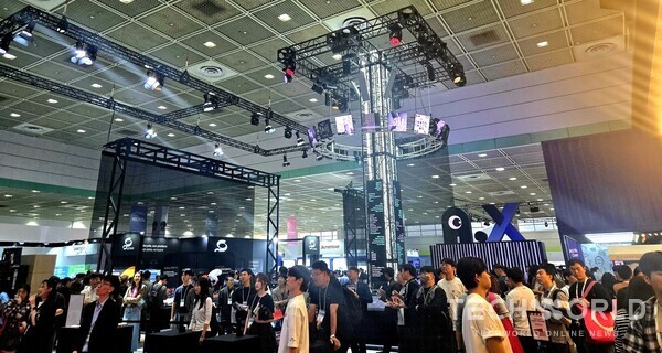 로봇·그룹웨어·스마트글래스까지...'WIS 2026', AI 쓰임새 넓어졌다 - 뉴스 썸네일 이미지