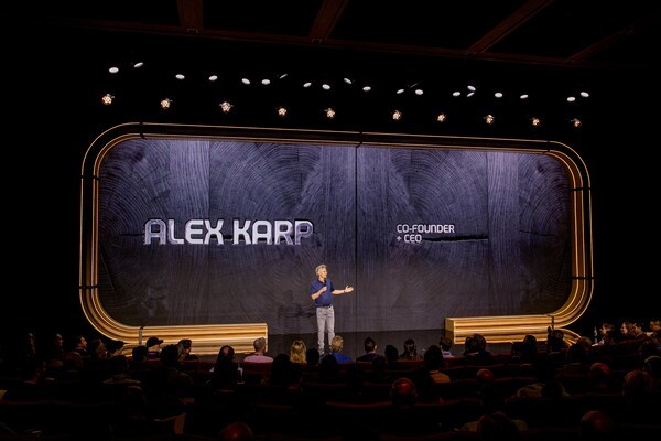 알렉스 카프 팔란티어 CEO “AI 주권 혁명 시작됐다”…토큰 경쟁 넘어 ‘통제권’으로
